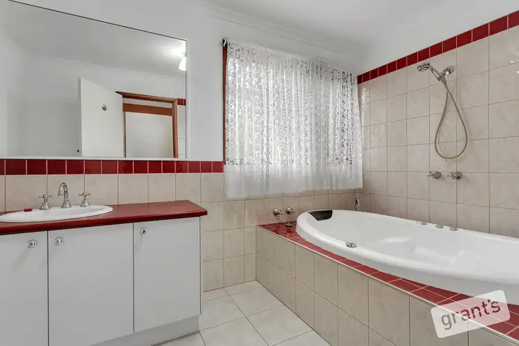 Sixth view of Homely house listing, 3 Victory Court, Narre Warren VIC 3805