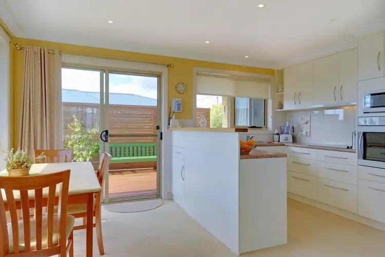 Fifth view of Homely townhouse listing, 2/65 Mungala Crescent, Miandetta TAS 7310