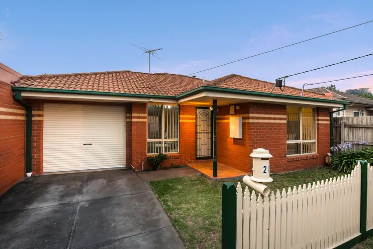 21 Sylvester Street, Oak Park VIC 3046