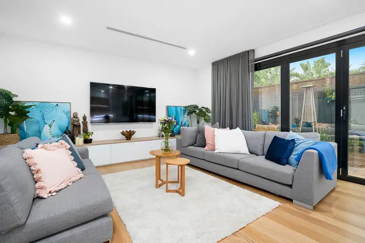 Sixth view of Homely townhouse listing, 2/17 Robert Street, Parkdale VIC 3195