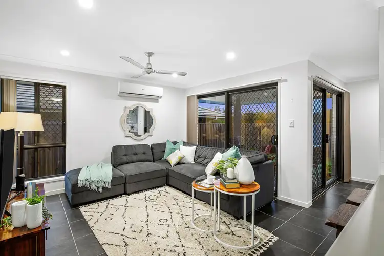 15 Sanctuary Place, Upper Kedron QLD 4055