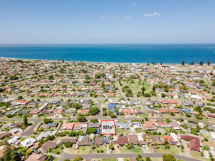16 Biscayne Street, Safety Bay WA 6169