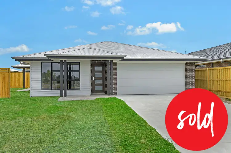 3b Radley Circuit, Thrumster NSW 2444