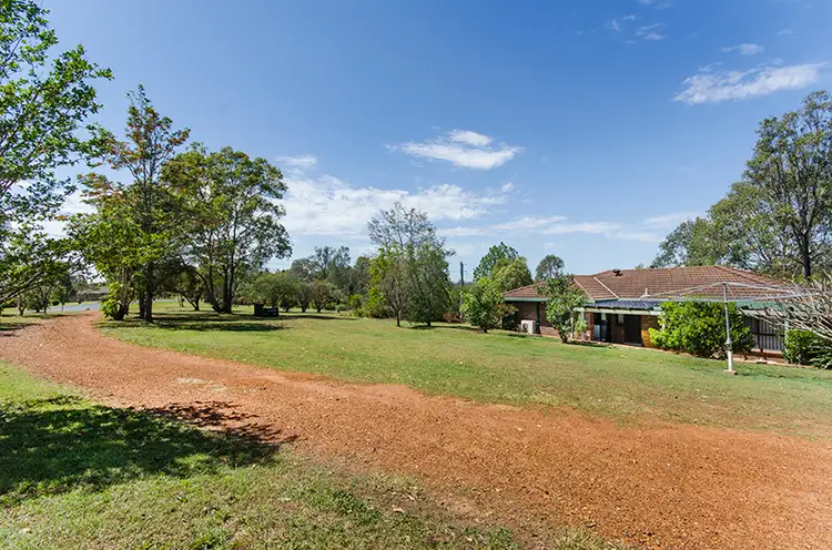 Second view of Homely house listing, 2 Caramana Dr, Waterview Heights NSW 2460