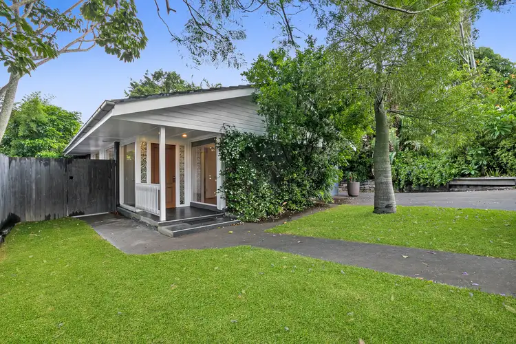 72 Marshall Lane, Kenmore QLD 4069