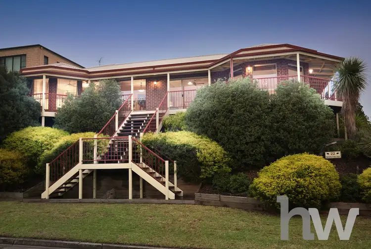 22 Montrose Place, Highton VIC 3216