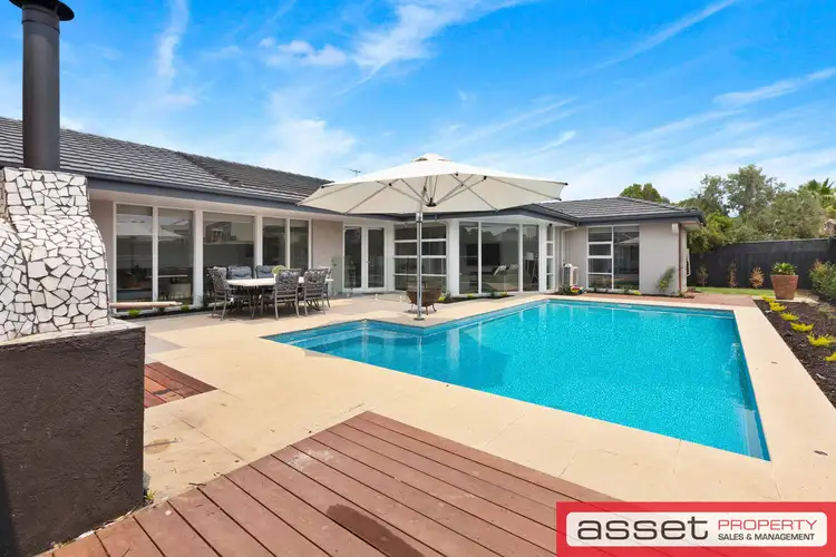 8 Fisher Mews, Waterways VIC 3195