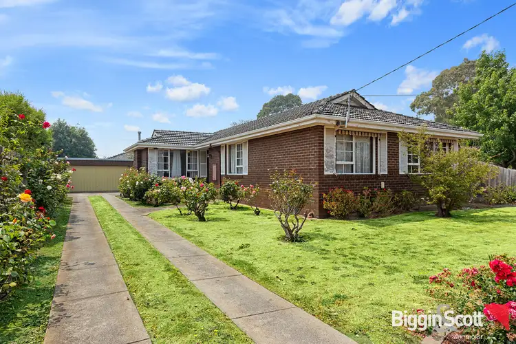 30 Blue Hills Avenue, Mount Waverley VIC 3149