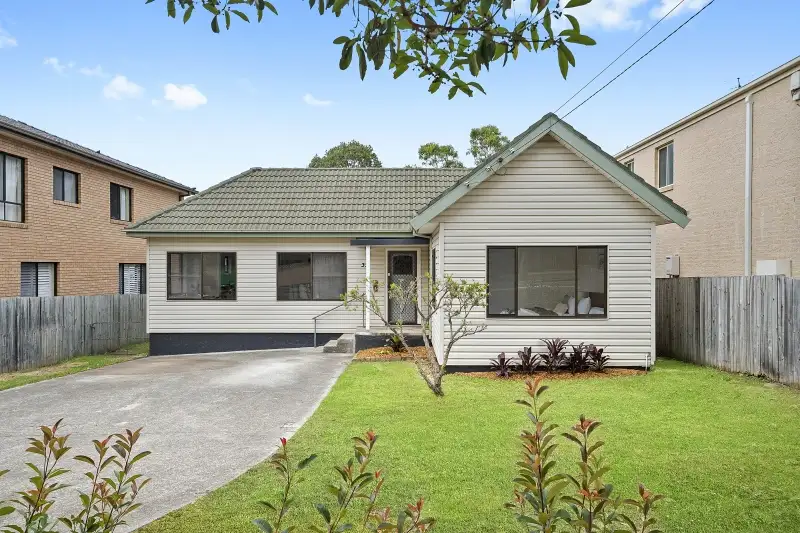 Main view of Homely house listing, 33 McIntosh Rd, Dee Why NSW 2099