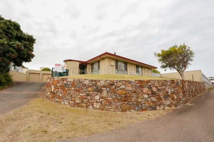 6 Ingleton Place, West Beach WA 6450