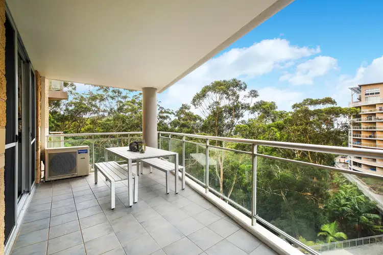 452/80 John Whiteway Drive, Gosford NSW 2250