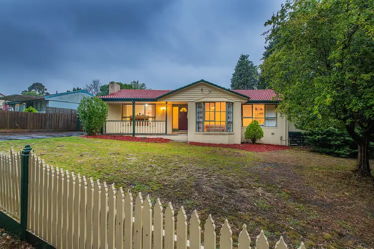 2 Lloyd Street, Knoxfield VIC 3180