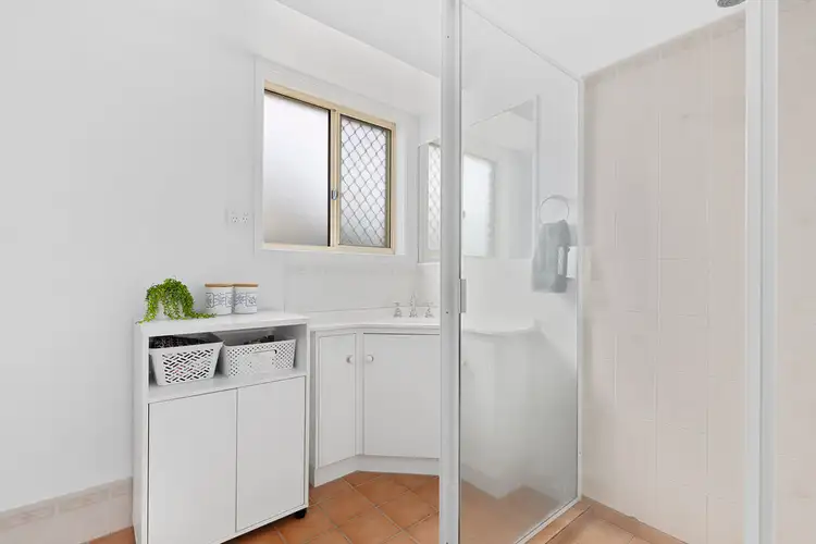 Sixth view of Homely villa listing, 2/3 Bunowen Street, Ferny Grove QLD 4055