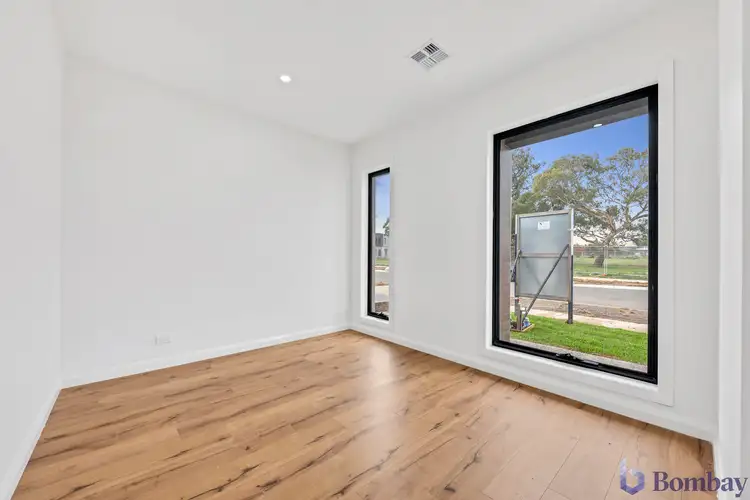 Seventh view of Homely house listing, 28 Angophora Crescent, Craigieburn VIC 3064