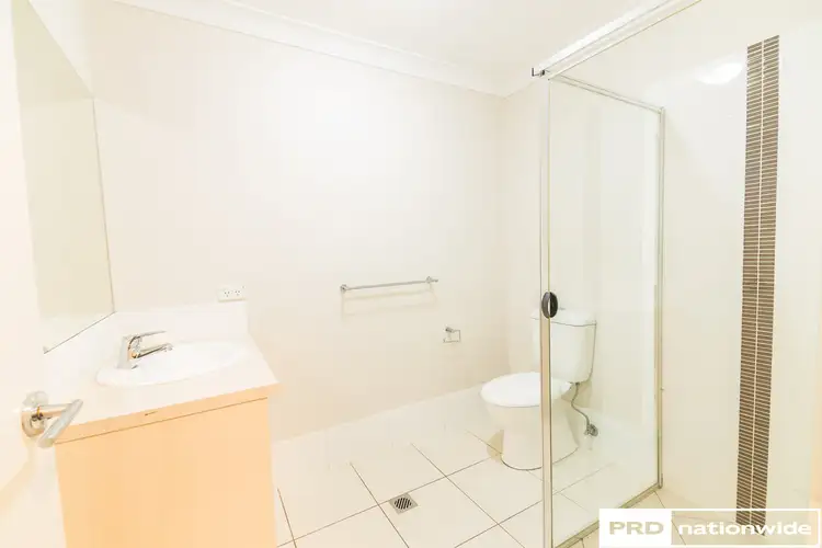 Fifth view of Homely house listing, 8 McKinlay Place, Tamworth NSW 2340