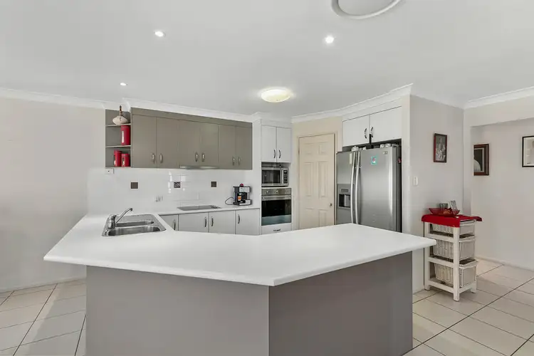 Second view of Homely house listing, 6 Ferdinando Close, Thornlands QLD 4164