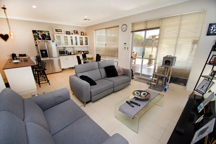 Sixth view of Homely house listing, 2 Plumosa Crescent, Dayton WA 6055