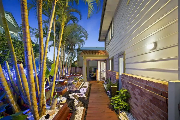 Sixth view of Homely house listing, 1/11 Tara Terrace, Carrara QLD 4211