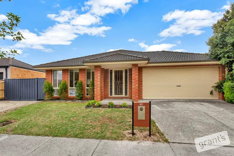 65 Sandalwood Drive, Pakenham VIC 3810