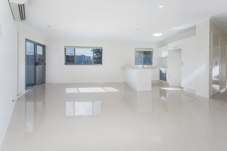 Fifth view of Homely unit listing, 5/11 Creek Street, Redcliffe QLD 4020