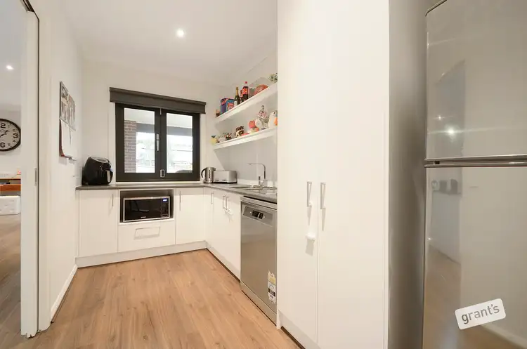 Fifth view of Homely house listing, 10 Bexley Boulevard, Drouin VIC 3818