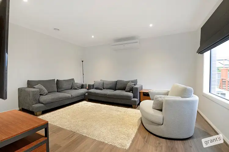 Sixth view of Homely house listing, 10 Bexley Boulevard, Drouin VIC 3818