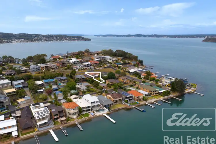 19 ELEEBANA ROAD, Eleebana NSW 2282