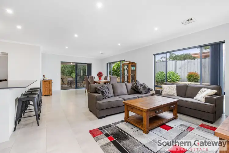 Seventh view of Homely house listing, 32 Dalrymple Drive, Leda WA 6170