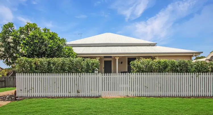 43 Davidson Street, South Townsville QLD 4810