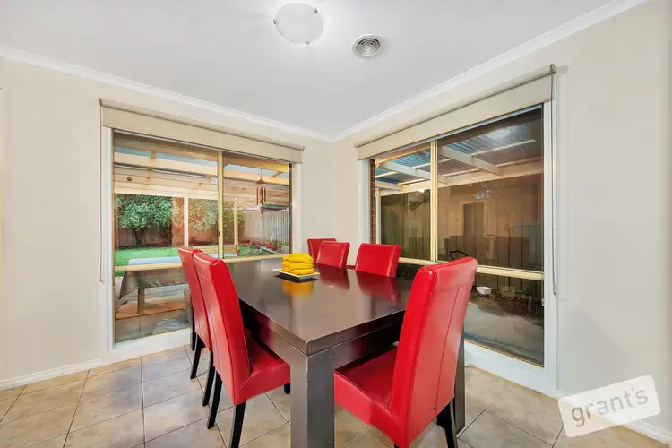 Seventh view of Homely house listing, 2 Glenisla Way, Berwick VIC 3806