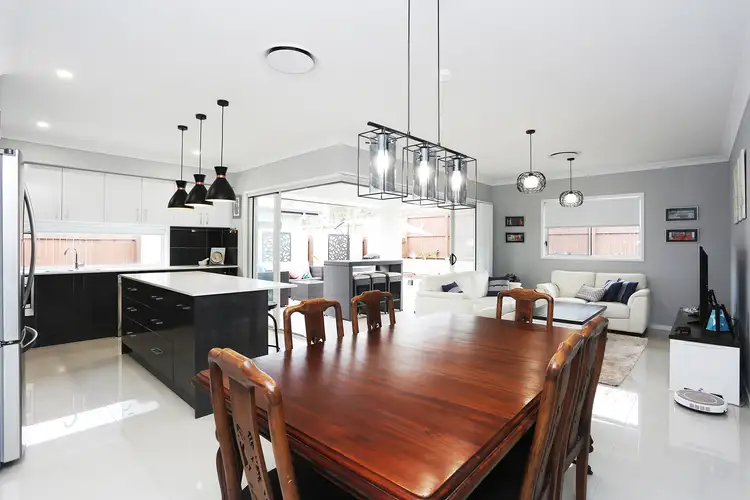 17 Keppel Way, Burpengary East QLD 4505