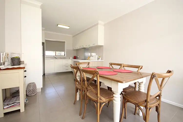 Fourth view of Homely unit listing, 2/15 Dooen Road, Horsham VIC 3400