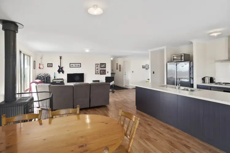 Sixth view of Homely house listing, 9 Werloo Approach, Capel WA 6271