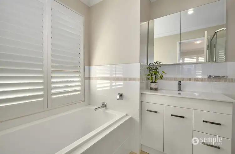 Sixth view of Homely house listing, 4 McLernon Place, South Lake WA 6164