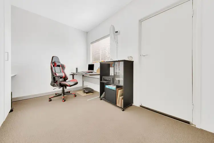 Sixth view of Homely house listing, 3 33 WATT STREET, West Gladstone QLD 4680