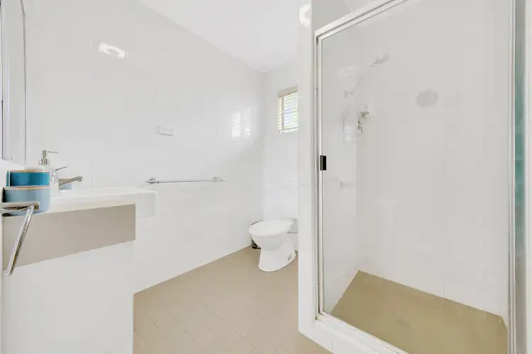 Seventh view of Homely house listing, 3 33 WATT STREET, West Gladstone QLD 4680