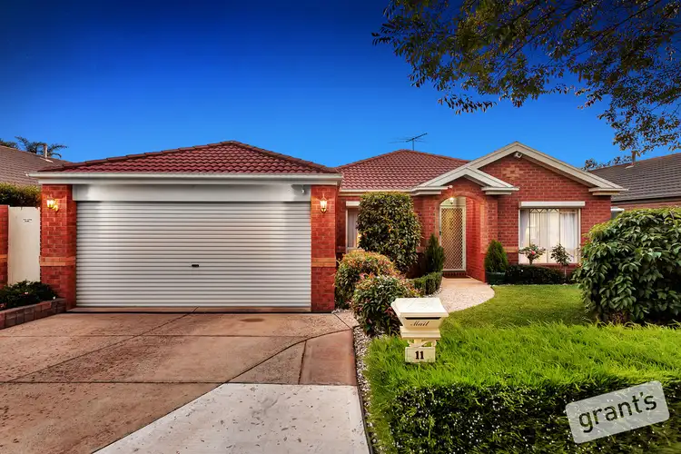 11 Kingston Avenue, Narre Warren South VIC 3805