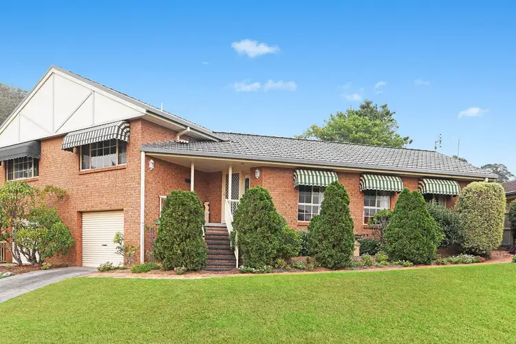 2/8 Willowin Close, Green Point NSW 2251