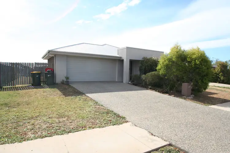 18 Amber, Emerald QLD 4720