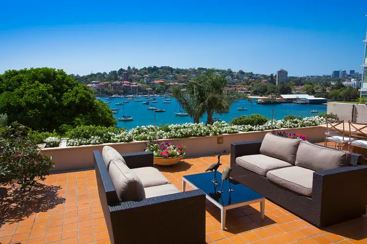 Main view of Homely apartment listing, 4/33 Sutherland Crescent, Darling Point NSW 2027