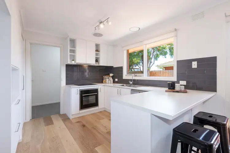 Fifth view of Homely villa listing, 5 Laraine Court, Bonbeach VIC 3196