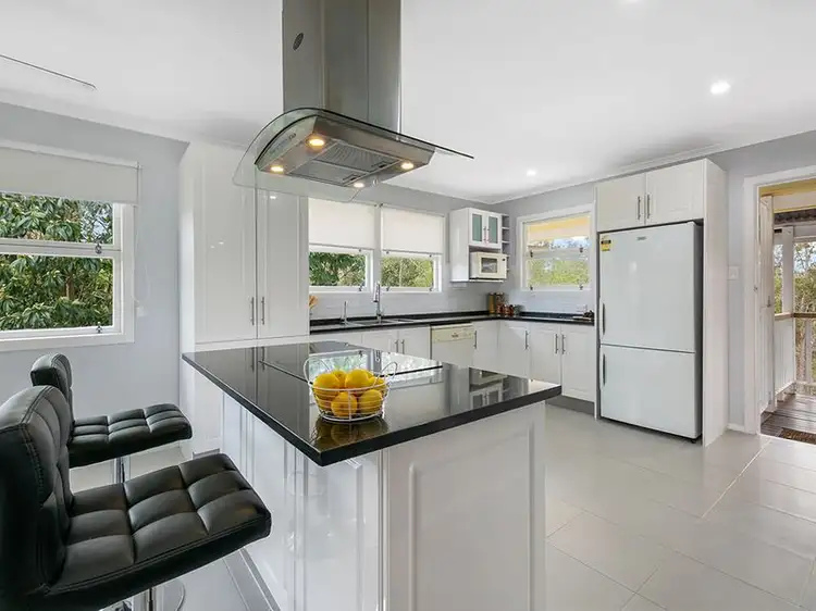2728 Moggill Road, Pinjarra Hills QLD 4069