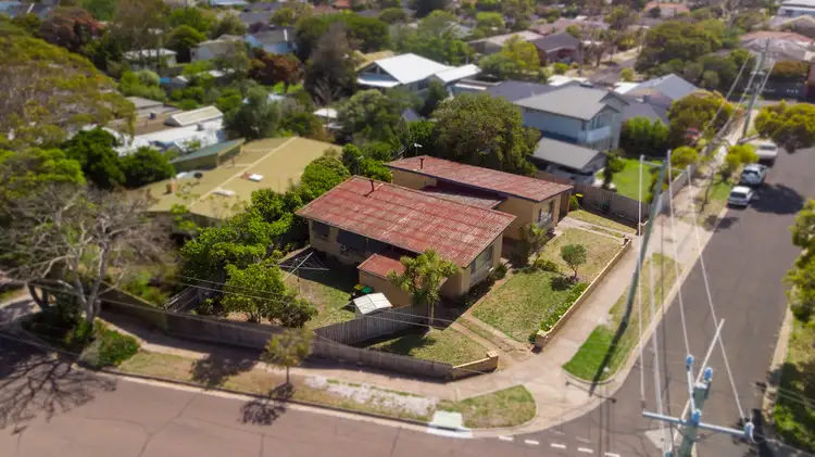 1&1A Leonard Avenue, Aspendale VIC 3195