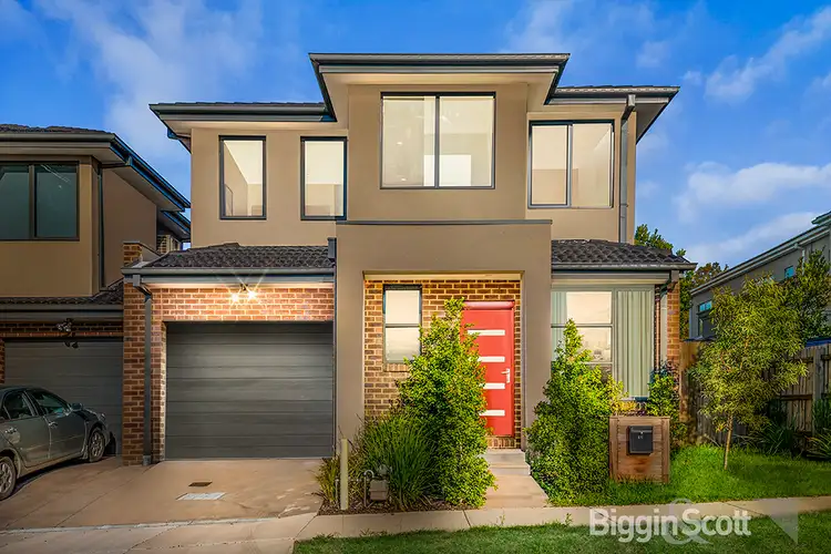 2C Elaroo Street, Chadstone VIC 3148