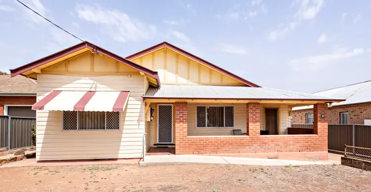 31 Taylor Street, Dubbo NSW 2830