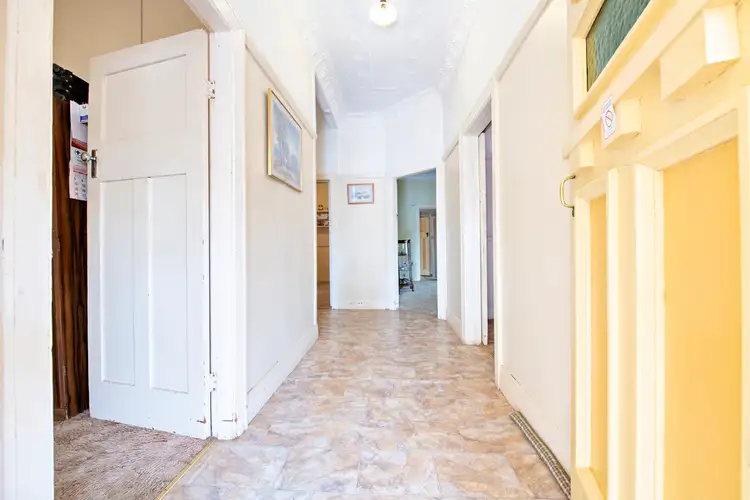 Fifth view of Homely house listing, 31 Taylor Street, Dubbo NSW 2830