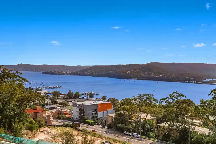 45/91-95 John Whiteway Drive, Gosford NSW 2250
