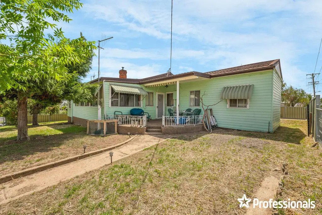 Main view of Homely house listing, 8 Pacific Way, West Bathurst NSW 2795