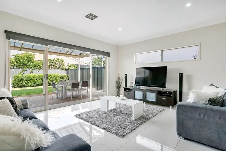 25a David Avenue, Mitchell Park SA 5043