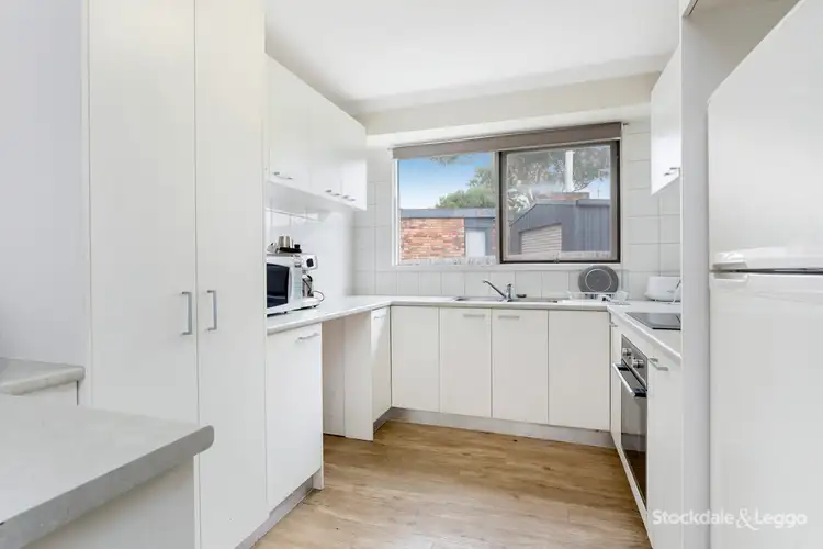 Second view of Homely house listing, 4 Bindi Close, Frankston VIC 3199